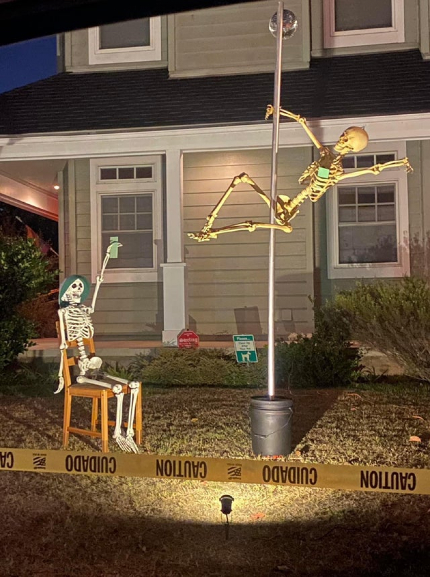 A neighbor’s 2022 Halloween decoration.