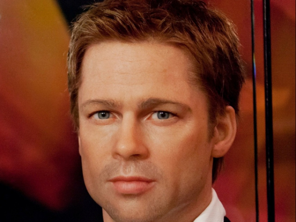 Who is your least favorite actor?