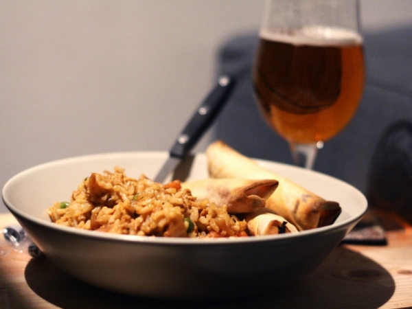 Egg roll or fried rice?
