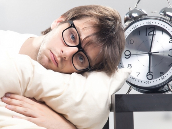 How many hours of sleep do you usually get on a normal weekday night?