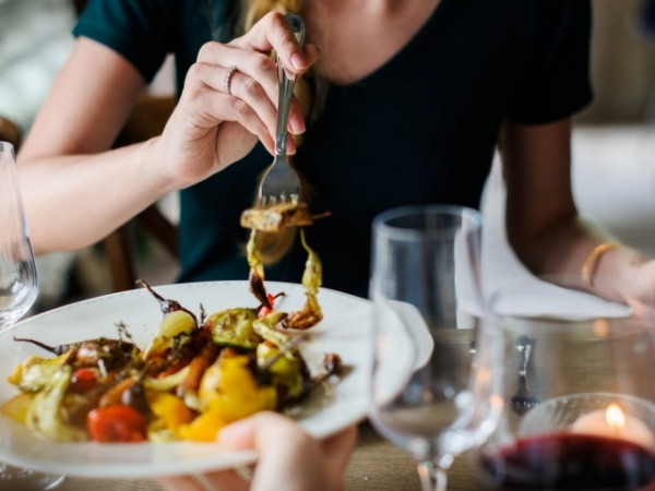 Does your family eat dinner together?