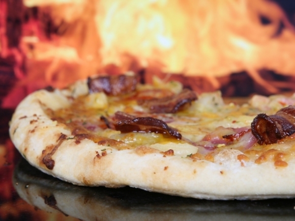 Rate the pizza topping: Pineapple.
