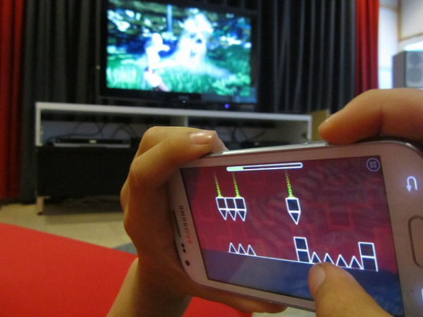 Do you download games on your phone?