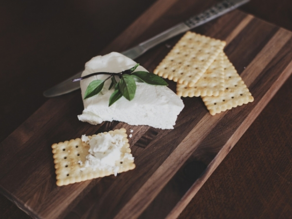 It’s time for a midnight snack, and you’re starving. What looks the tastiest?