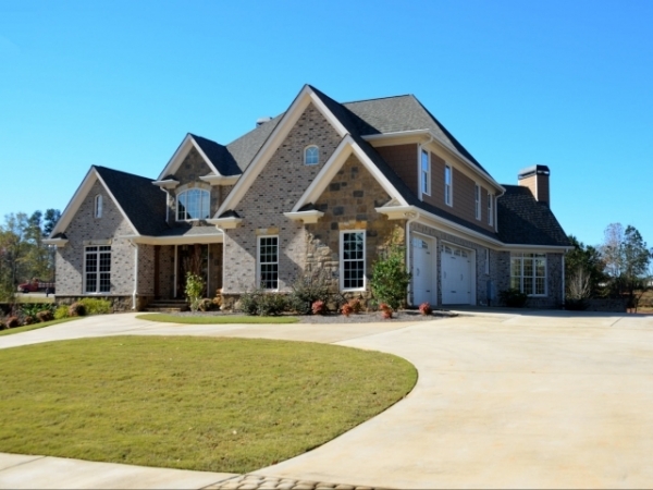 What kind of house do you live in?