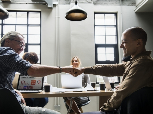Do you tend to work best with others or on your own?