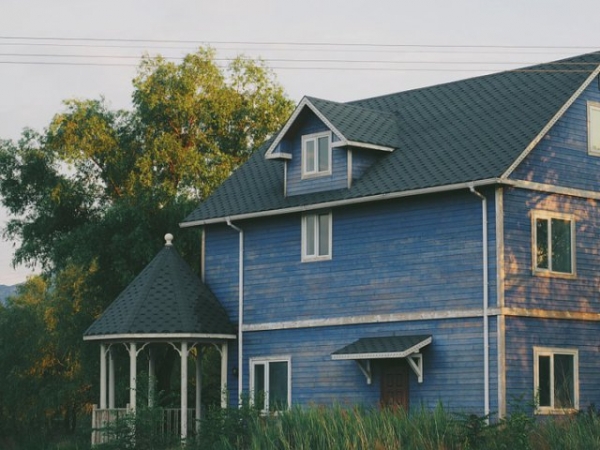 Pick the house style that appeals to you the MOST.