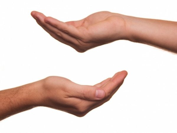 Do you believe wealthy people have an obligation to donate to charity?