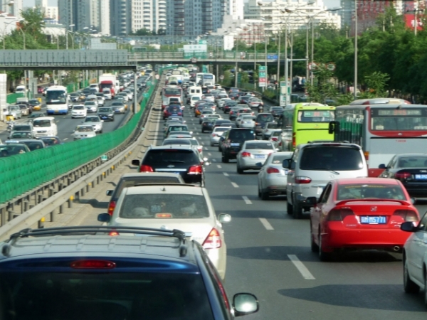 How do you kill time when sitting in traffic?