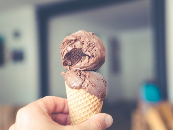 Choose an ice cream flavor: