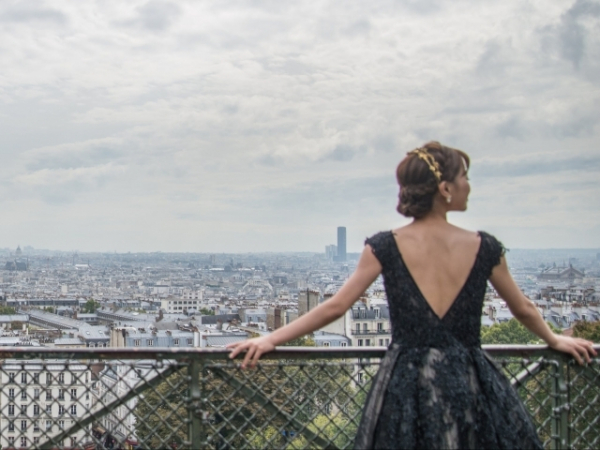 After lunch, you want to take leisurely stroll. Where do you go?