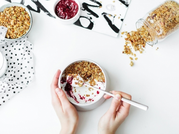 It's normal to feel hungry mid-morning. Which snack would you reach for?