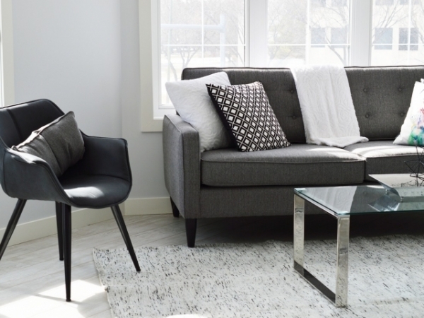 Do you live by yourself or do you have roommates?
