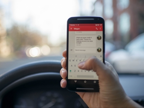 Do you have a text signature on your messages?
