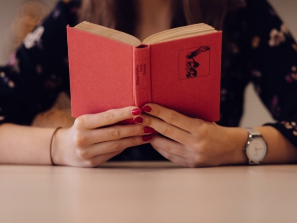 Do you judge a book by its cover?