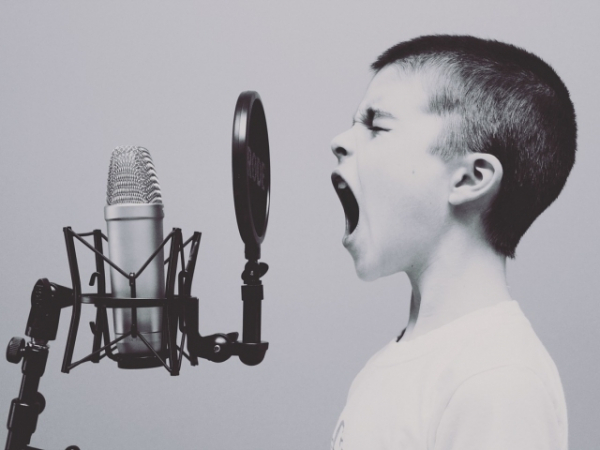 Choose a British curse word: