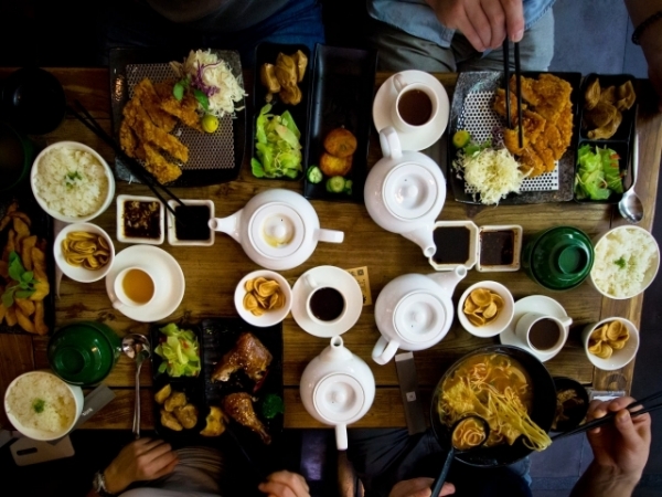 What time of night do you eat dinner?
