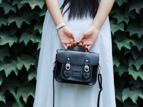 What kind of bag do you carry?