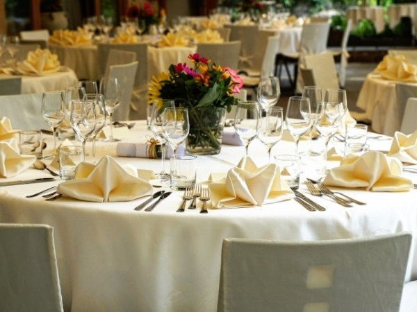 Be honest, do you have a fancy tablecloth?