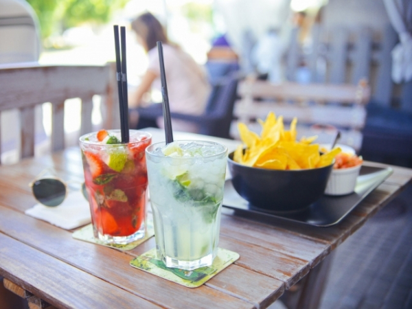 Which would you rather drink at lunch?