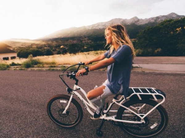 Which place sounds best for a first date?