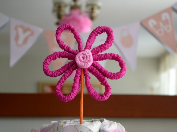 Pick a baby shower theme: