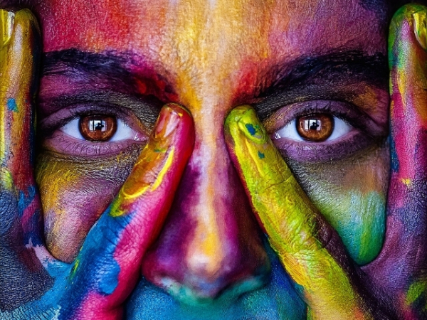 Which color can instantly improve your mood?