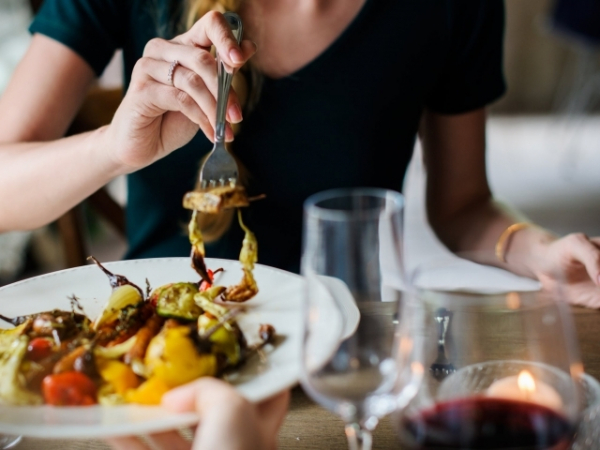 Cursing at the the dinner table, acceptable or not?