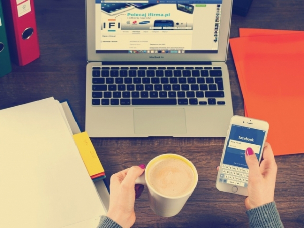 Do you look at social media before work?