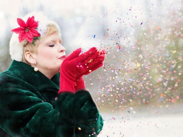 Which of these winter activies would you rather do?