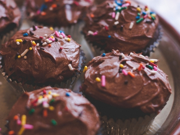 You've decided you're going on a diet, but a co-worker brought in cupcakes at work. What do you do?