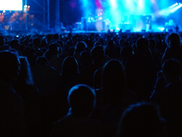 Do you prefer small intimate shows or big arena shows?