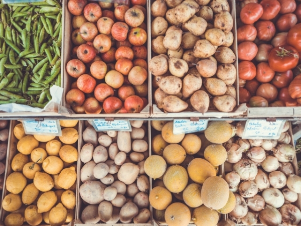 Where did your parents buy their groceries?