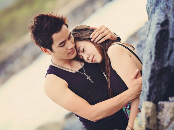 Do you have people to rely on when you feel down?